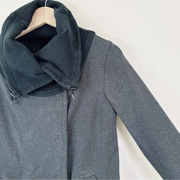Lululemon Gratitude Wrap Elbow Patch Heathered Gray Jacket - Picture 4 of 12